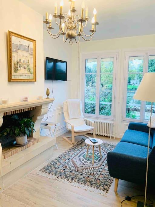 Maison De Charme Avec Vue Sur Chateau 皮埃尔丰 外观 照片